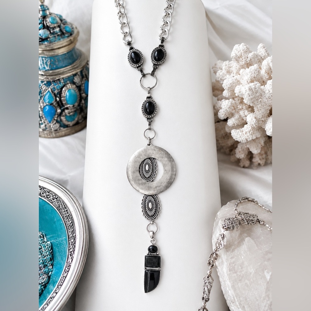 WESTERN GLAM JEWELRY RUBYRUDI ARTISAN HANDCRAFTED CONCHO NECKLACE AGATE PENDANT